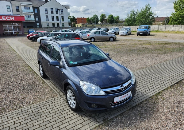 Opel Astra cena 15900 przebieg: 212506, rok produkcji 2009 z Piła małe 379